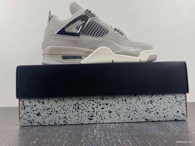   Frozen Moments AQ9129-001 4 Jordan Retro 0123